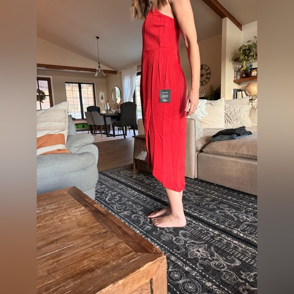 Lulus red midi dress - Picture 5 of 5
